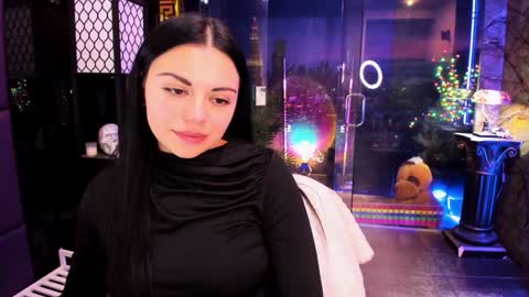 Snapshot of alma_pearl chatting on 01-12-25, 01:05 Alma online show from 01-12-25, 01:05