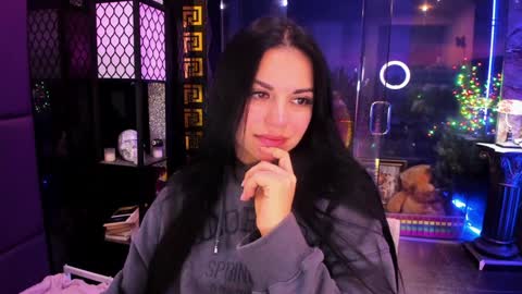 Snapshot of alma_pearl chatting on 10-08-25, 07:28 Alma online show from 10-08-25, 07:28