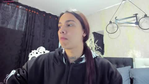 Santy online show from 02-12-26, 01:39