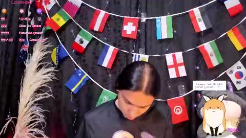 Snapshot of almazz_ chatting on 06-23-26, 12:25 Santy online show from 06-23-26, 12:25
