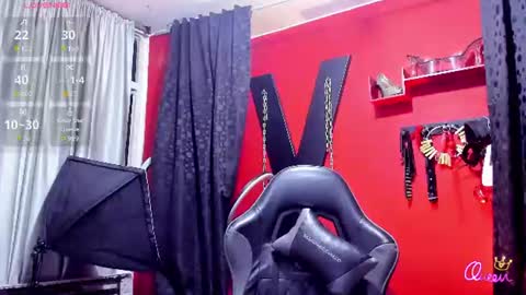 Snapshot of almazz_ chatting on 07-20-26, 10:39 Santy online show from 07-20-26, 10:39