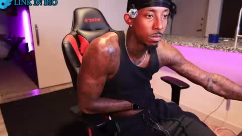Snapshot of almightycnote chatting on 07-14-26, 02:38 Almightycnote online show from 07-14-26, 02:38