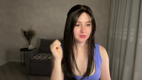 Anna online show from 05-26-26, 07:43