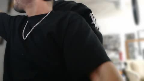 Snapshot of aloha_king chatting on 11-28-25, 11:46 simplyfaded online show from 11-28-25, 11:46