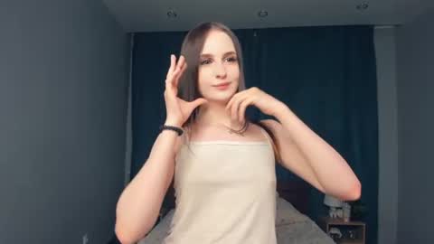 Alona online show from 06-24-26, 07:02