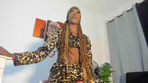 Snapshot of alondra_bigcockxxx chatting on 07-21-26, 01:19 alondra online show from 07-21-26, 01:19