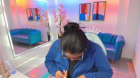 Alondra  online show from 11-26-25, 04:13