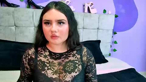 Alondra  online show from 07-17-26, 04:23