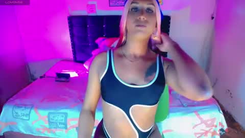 Snapshot of alondragill_ chatting on 07-09-26, 10:47 alondragill_ online show from 07-09-26, 10:47