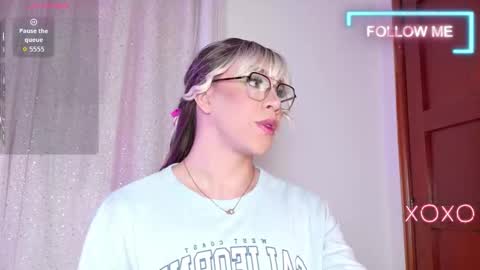 Hazel Bowie online show from 02-26-26, 12:31