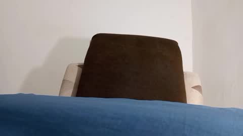 Snapshot of alotofcream chatting on 01-19-25, 02:57 alotofcream4u online show from 01-19-25, 02:57