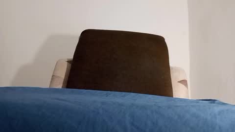 Snapshot of alotofcream chatting on 01-24-25, 04:05 alotofcream4u online show from 01-24-25, 04:05