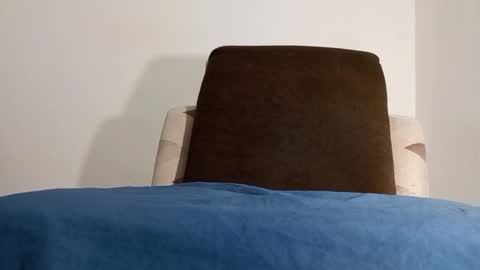 Snapshot of alotofcream chatting on 01-28-25, 03:57 alotofcream4u online show from 01-28-25, 03:57