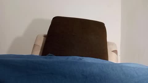 Snapshot of alotofcream chatting on 02-17-25, 04:09 alotofcream4u online show from 02-17-25, 04:09