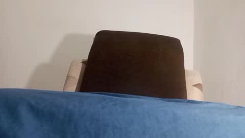 Snapshot of alotofcream chatting on 03-08-25, 04:12 alotofcream4u online show from 03-08-25, 04:12