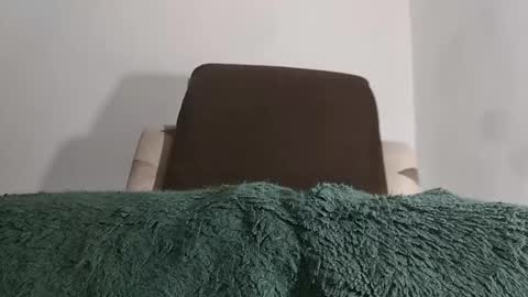 Snapshot of alotofcream chatting on 10-15-25, 06:02 alotofcream4u online show from 10-15-25, 06:02