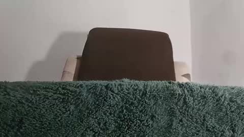 Snapshot of alotofcream chatting on 10-17-25, 04:48 alotofcream4u online show from 10-17-25, 04:48