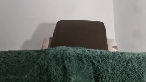 Snapshot of alotofcream chatting on 11-04-25, 05:28 alotofcream4u online show from 11-04-25, 05:28