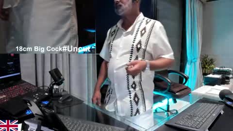 alpha_uk_boss online show from 04-01-26, 01:41