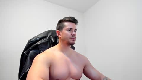 Snapshot of alphagodleatherking92 chatting on 01-07-25, 06:59 LeatherMaster online show from 01-07-25, 06:59