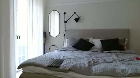 alphahung23 online show from 11-25-25, 08:47