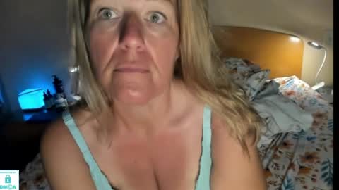Snapshot of alphakittyxxx chatting on 05-10-26, 03:12 Shelby or if you want to make me purr just call me Kitten online show from 05-10-26, 03:12