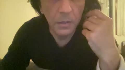 Snapshot of alphandre chatting on 02-14-25, 05:57 AlphAndre online show from 02-14-25, 05:57