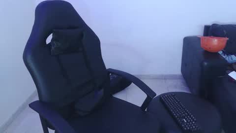 alphas_latins online show from 03-14-26, 06:30