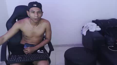 alphas_latins online show from 03-18-26, 01:09
