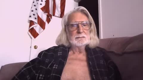 AlphaUniform online show from 03-30-26, 05:03