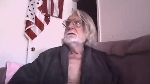 AlphaUniform online show from 06-12-26, 03:11