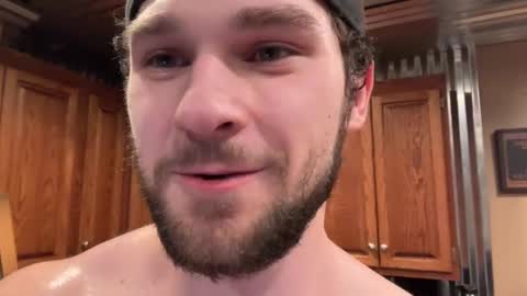 Snapshot of alphazack14 chatting on 02-02-25, 12:40 alphazack14 online show from 02-02-25, 12:40