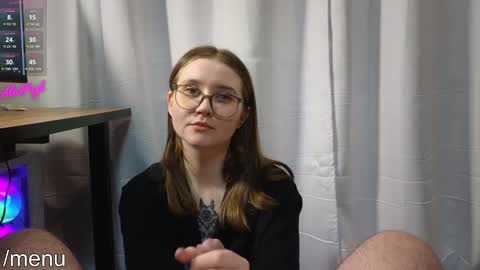 Snapshot of alpugh chatting on 02-10-25, 09:15 Woland Alice Pugh online show from 02-10-25, 09:15