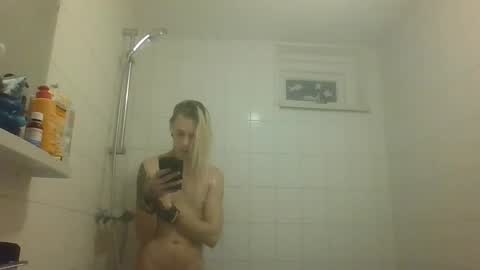 altboy010 online show from 01-01-25, 04:07