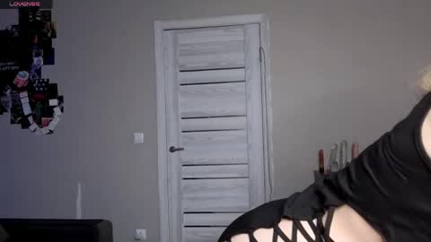 Snapshot of altheadoye1 chatting on 05-20-26, 03:51 altheadoye1 online show from 05-20-26, 03:51