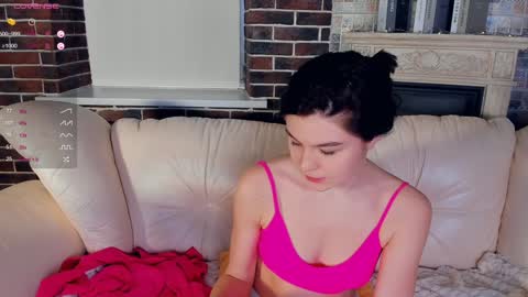 Snapshot of althenabarren chatting on 01-24-25, 04:17 Rachel online show from 01-24-25, 04:17