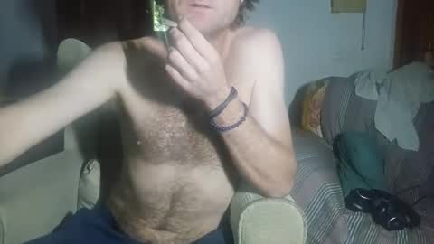 Snapshot of alvarooo1111 chatting on 10-06-25, 06:33 Balearicsex11 online show from 10-06-25, 06:33