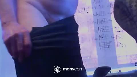 Snapshot of alwaysniceguy2 chatting on 12-28-24, 09:31 HoneyMelonGuy online show from 12-28-24, 09:31