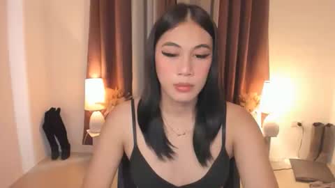 alwina_williams online show from 04-14-26, 11:33