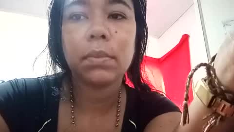 Snapshot of aly826805 chatting on 09-17-25, 12:29 analia online show from 09-17-25, 12:29