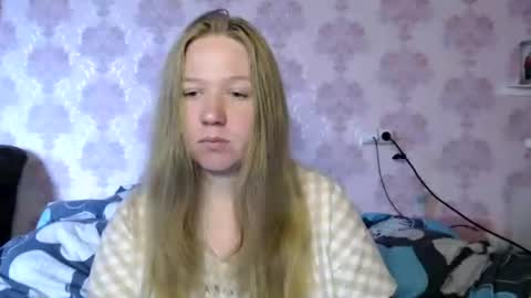 Snapshot of alya764770 chatting on 07-11-26, 12:19 alya764770 online show from 07-11-26, 12:19