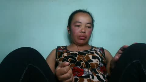 Snapshot of alypierette chatting on 06-19-26, 07:28 alypierette online show from 06-19-26, 07:28