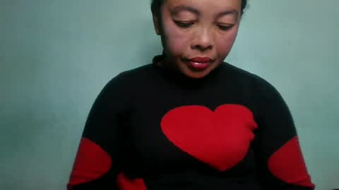 Snapshot of alypierette chatting on 06-22-26, 05:26 alypierette online show from 06-22-26, 05:26