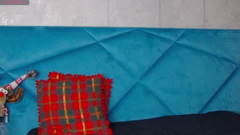 Snapshot of alyseruss chatting on 02-06-25, 12:22 Alyse online show from 02-06-25, 12:22