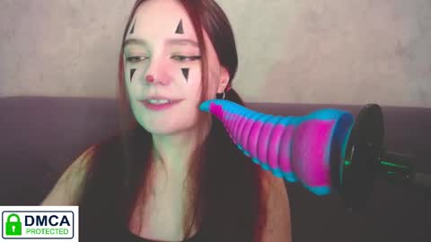 Alyssa online show from 11-01-25, 09:44