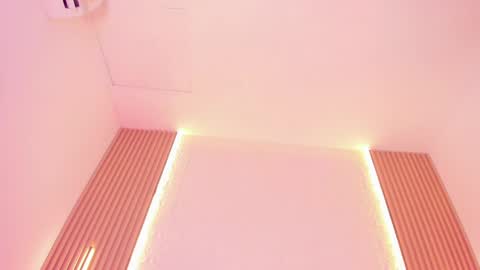 Snapshot of alyssa_vargas chatting on 09-30-25, 05:29 alyssa online show from 09-30-25, 05:29