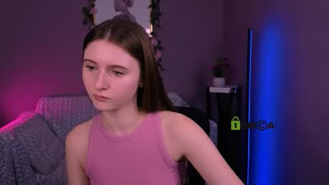 alyssamoan online show from 12-14-25, 10:20