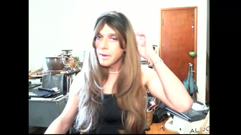 Britney online show from 01-13-26, 09:31