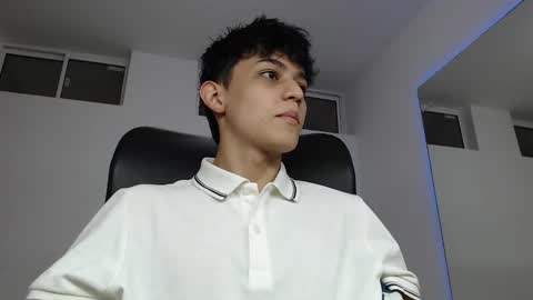 Snapshot of alyxen chatting on 03-28-26, 08:19 alyxen online show from 03-28-26, 08:19