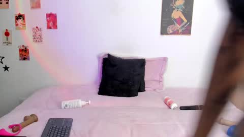    online show from 03-08-25, 01:28